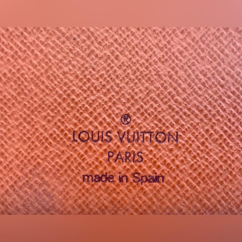 Louis Vuitton
Multicolor Insolite
Wallet - Very Good
Condition - Picture 6 of 9